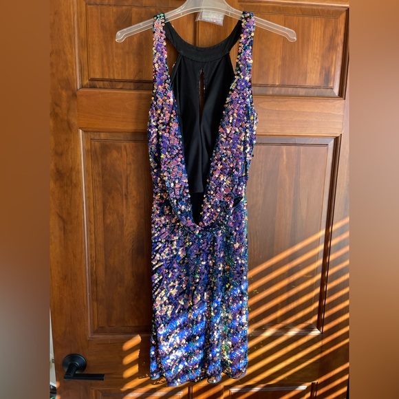 Mac Duggal Sequin Short Dress - Picture 4 of 7